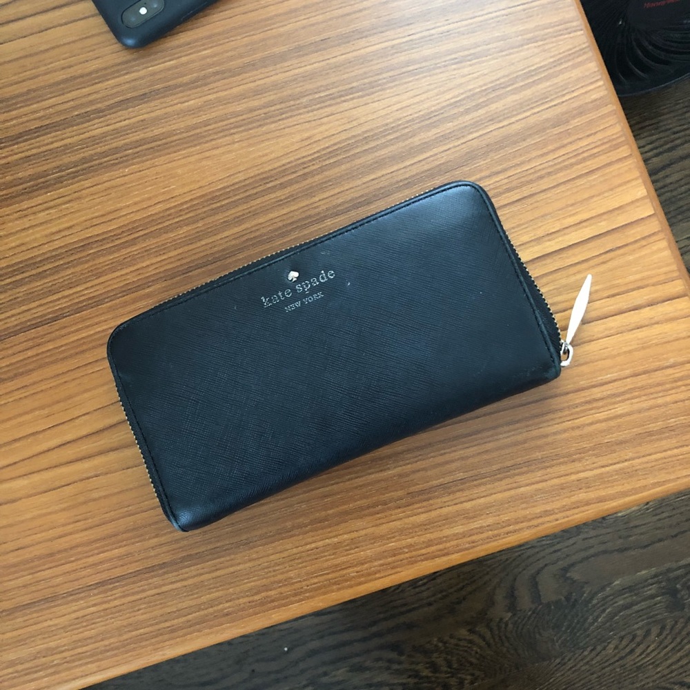 Black Kate Spade wallet